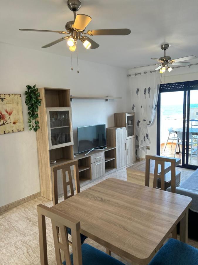 Sunny Breeze Apartment *